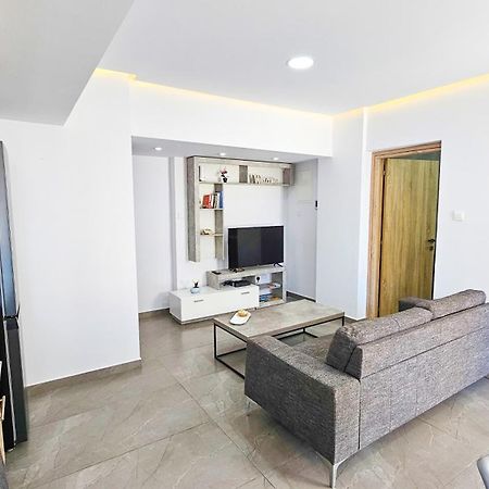 Eviathe Apartments Larnaca Esterno foto