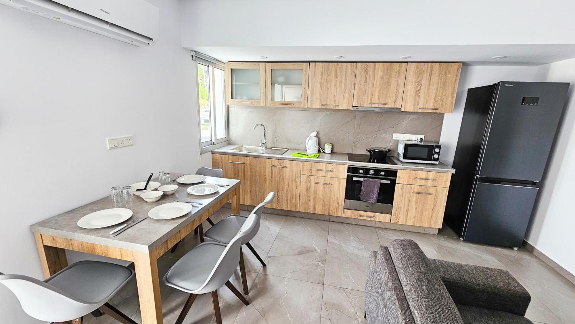 Eviathe Apartments Larnaca Esterno foto