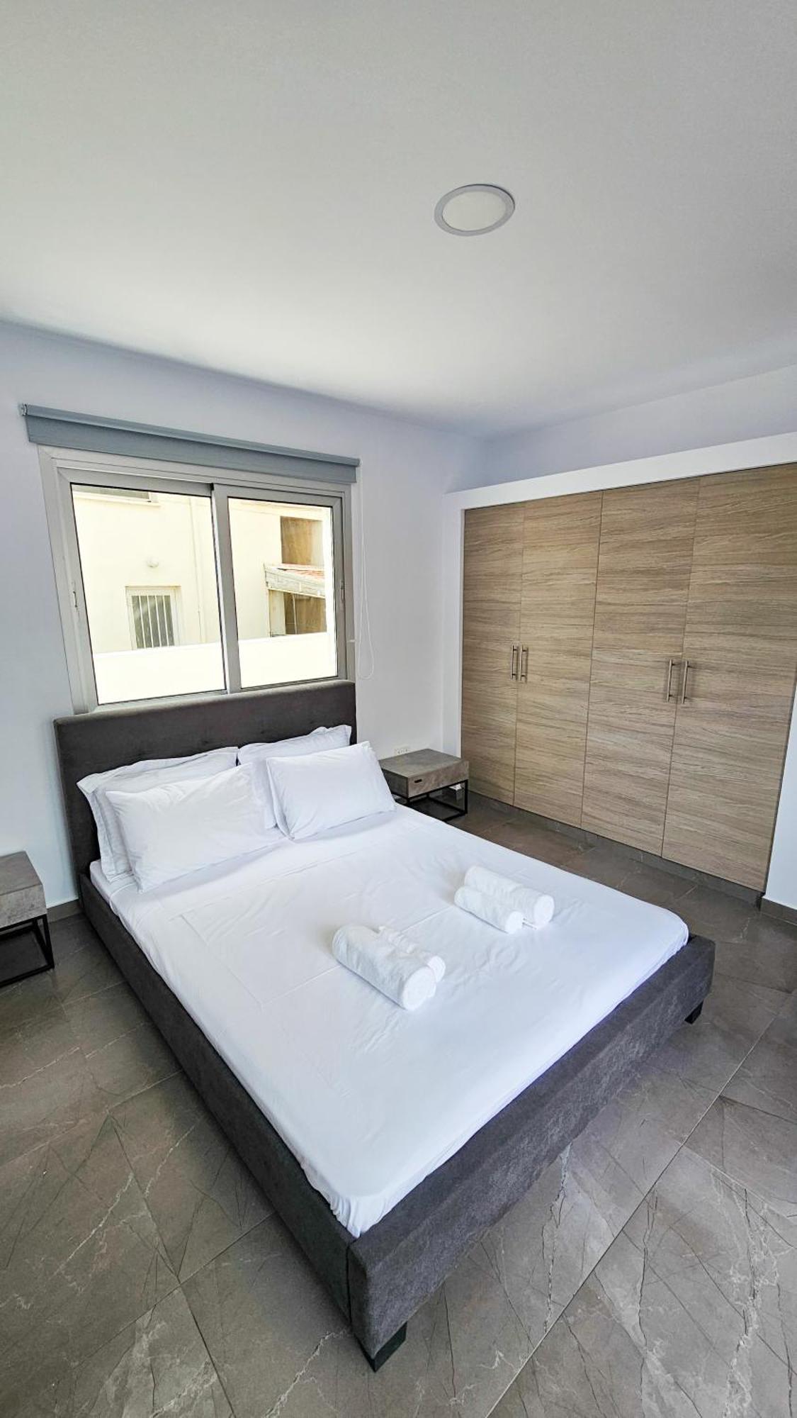 Eviathe Apartments Larnaca Esterno foto